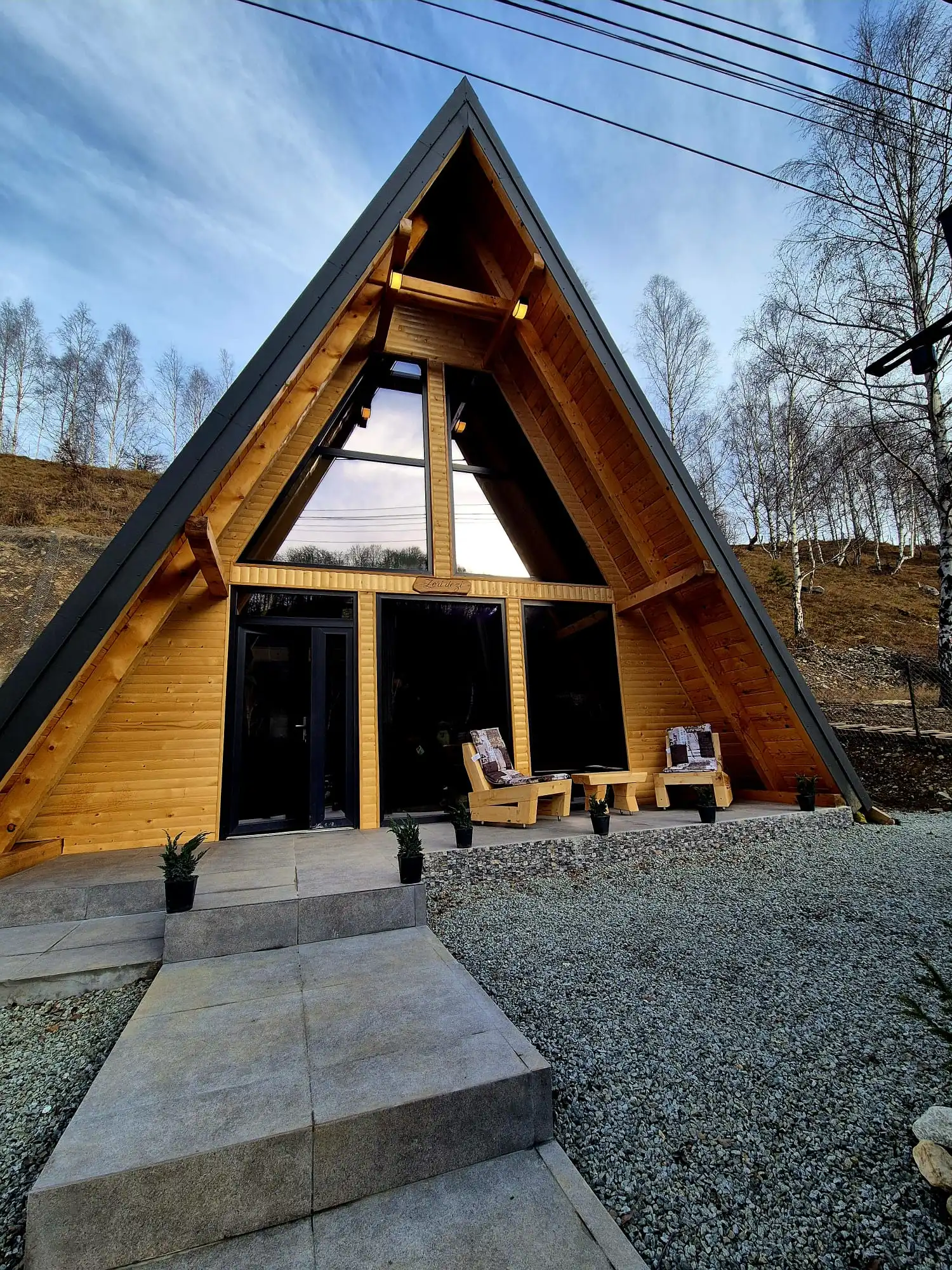 Vedere frumoasa asupra cabanei